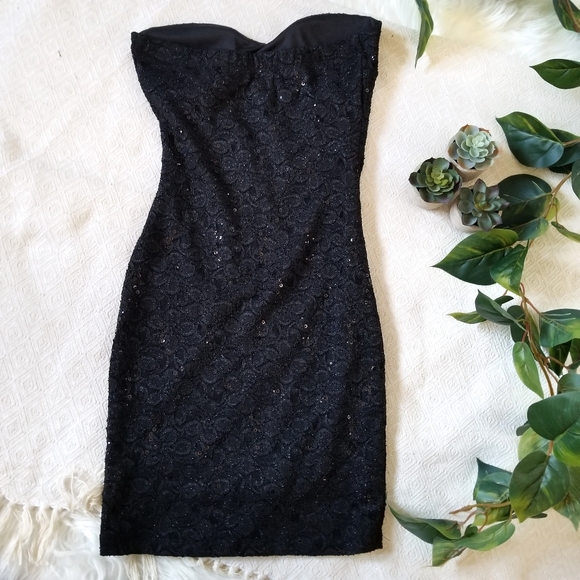 Eclipse Black Sequin Bodycon Dress - Picture 4 of 5